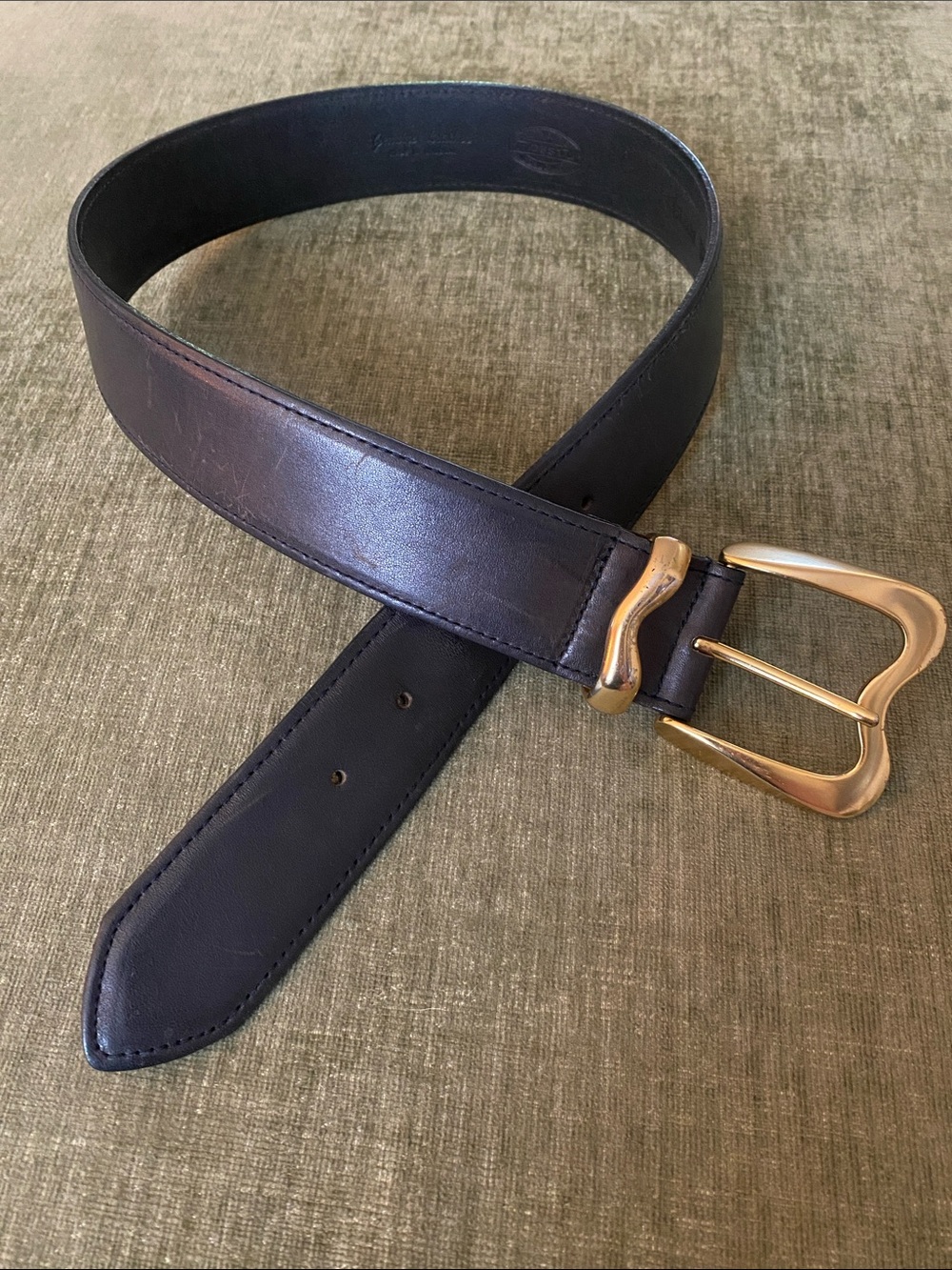 Fossil Black Leather Belt with Gold Tone Statement Buckle S